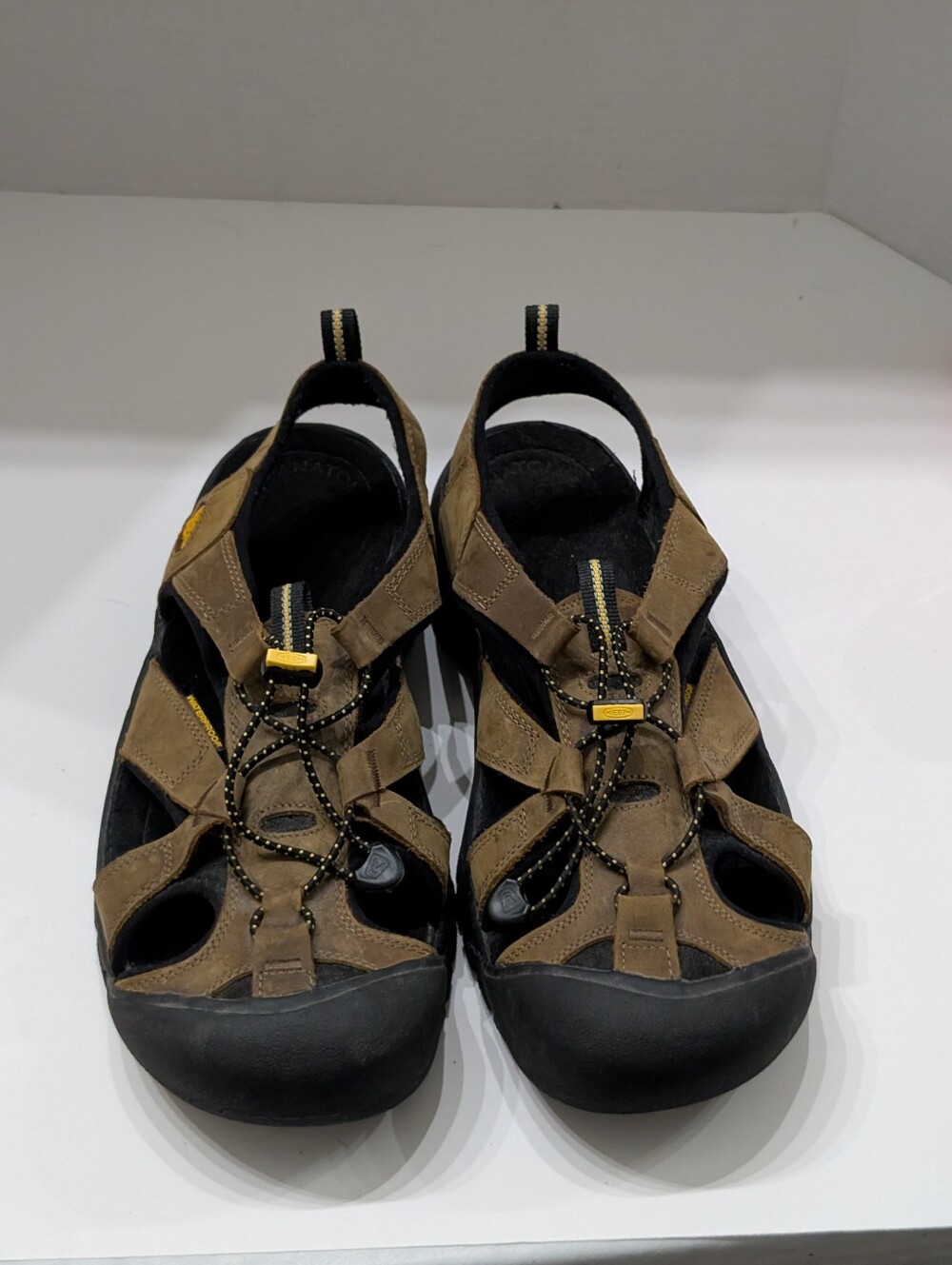 KEEN Men's 11 Brown Leather Newport Sport Waterproof Hiking Sandals
